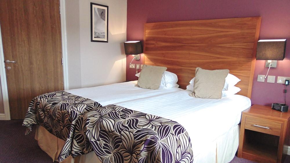 Blackpool Football Club Stadium Hotel, A Member Of Radisson Individuals Exterior photo