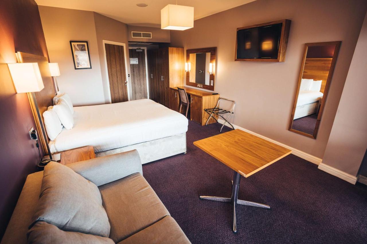 Blackpool Football Club Stadium Hotel, A Member Of Radisson Individuals Exterior photo