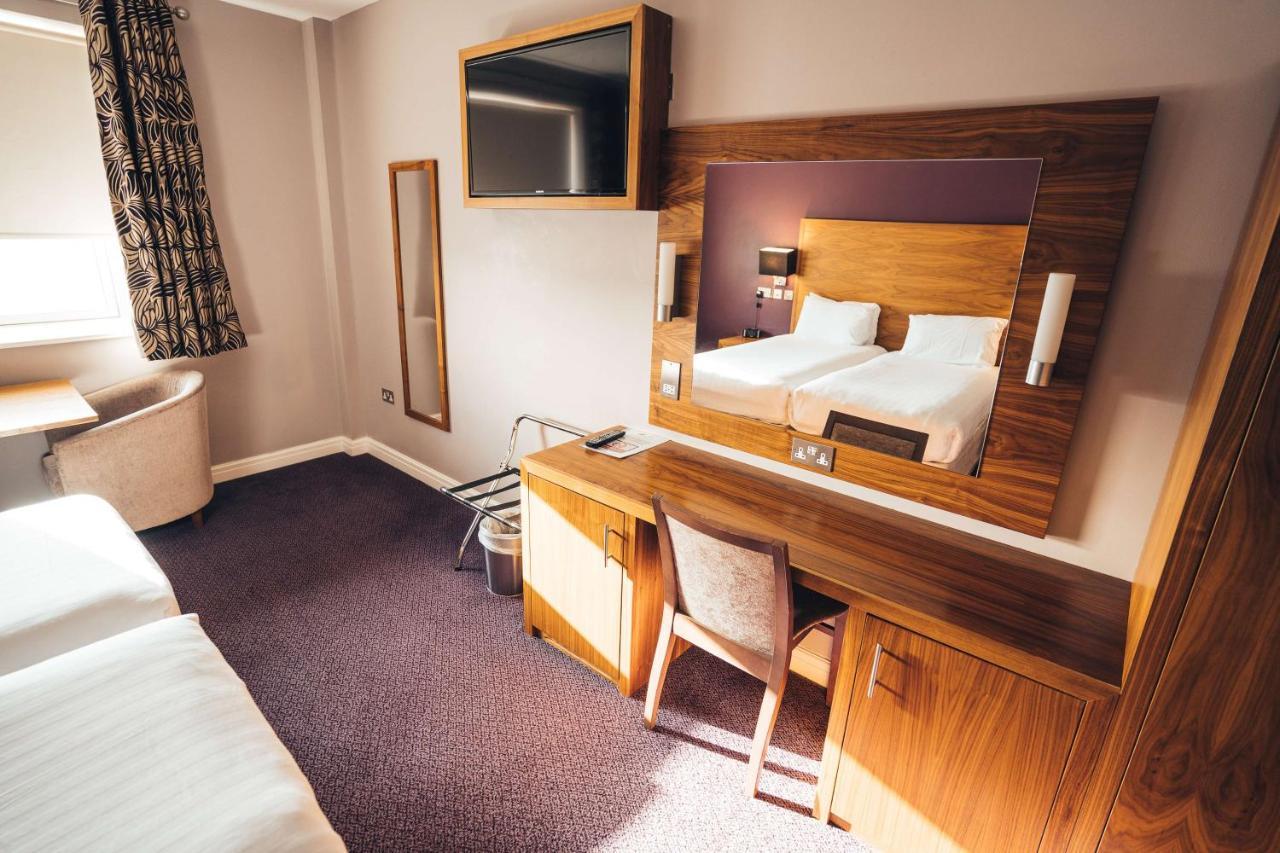 Blackpool Football Club Stadium Hotel, A Member Of Radisson Individuals Exterior photo